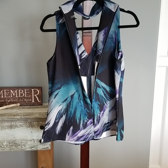 Tunic style blouse - Picture 4 of 6